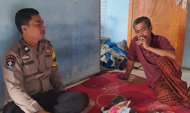 Bhabinkamtibmas Polsek Nagrak Polres Sukabumi Laksanakan Giat Door To Door System